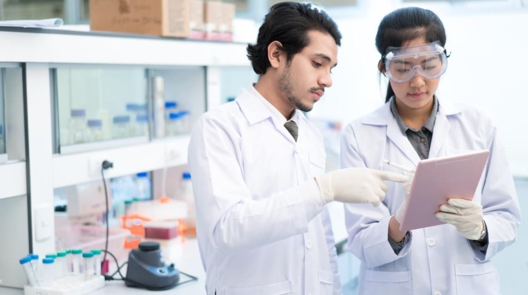 Bridging Hearts: The Essence of Pharmacy Consulting Services